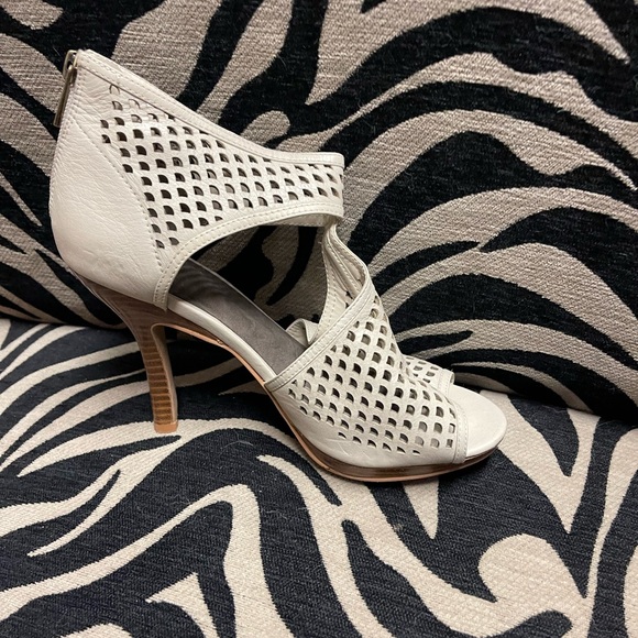 Auri Italian leather heels - Picture 1 of 7